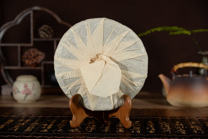 2004 "Millenial Old Tree" Big Snow Mountain Mengku Raw Pu-erh Tea Cake | Yunnan Sourcing Tea Shop