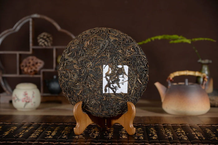 2004 "Millenial Old Tree" Big Snow Mountain Mengku Raw Pu-erh Tea Cake