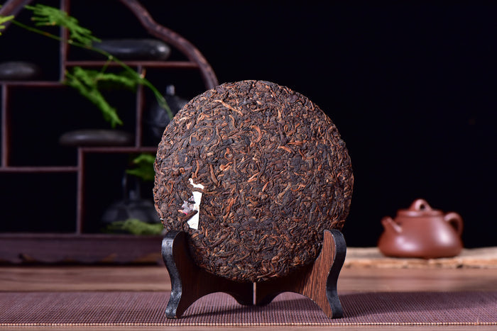 2017 Yunnan Sourcing "Rooster King" Ripe Pu-erh Tea Cake | Yunnan Sourcing Tea Shop