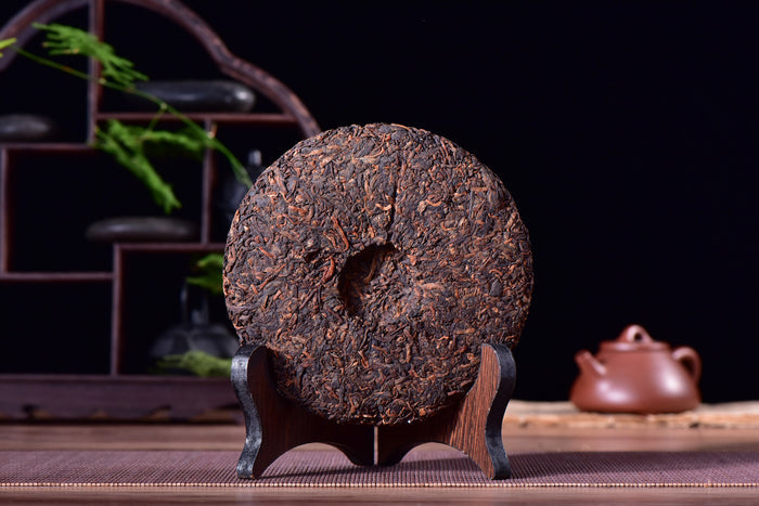 2017 Yunnan Sourcing "Rooster King" Ripe Pu-erh Tea Cake | Yunnan Sourcing Tea Shop