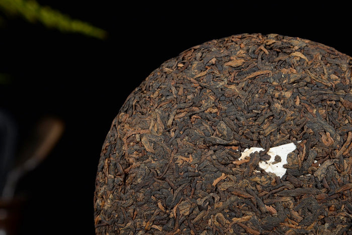 2018 Yunnan Sourcing "Lucy" Ripe Pu-erh Tea Cake | Yunnan Sourcing Tea Shop