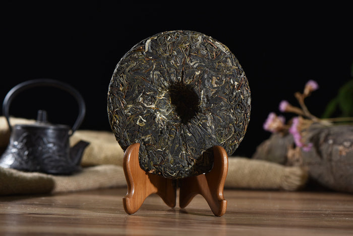 2018 Yunnan Sourcing "Yi Shan Mo" Yi Wu Old Arbor Raw Pu-erh Tea Cake | Yunnan Sourcing Tea Shop