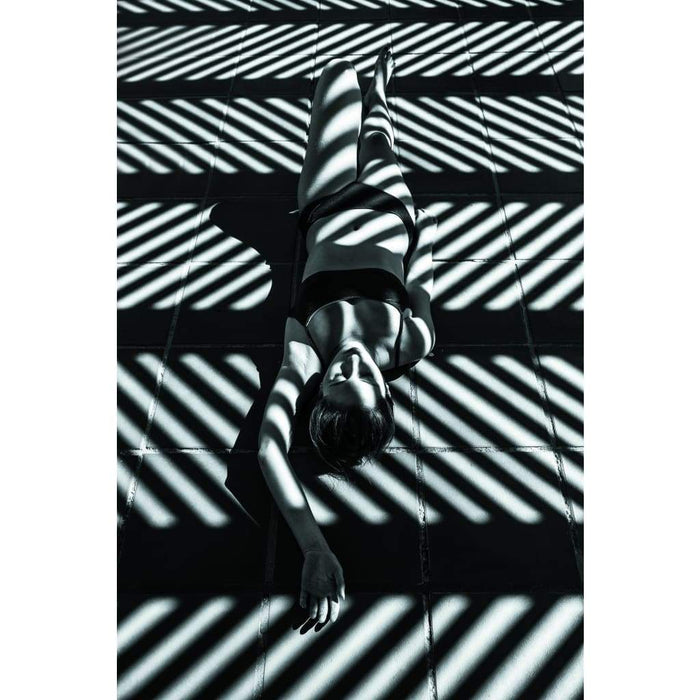 30 degrees in the shade - The Curators
