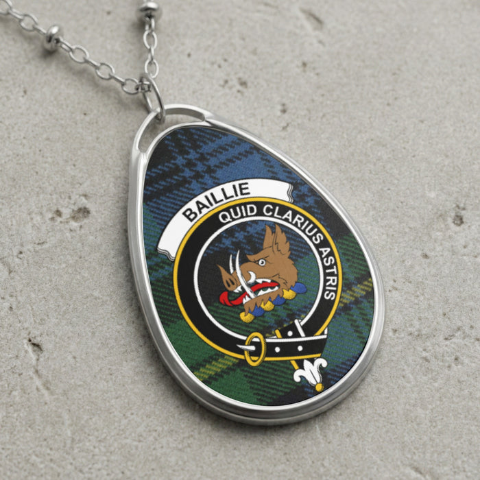 Baillie clan Scottish tartan necklace with clan crest and Quid Clarius Astris motto on tartan background