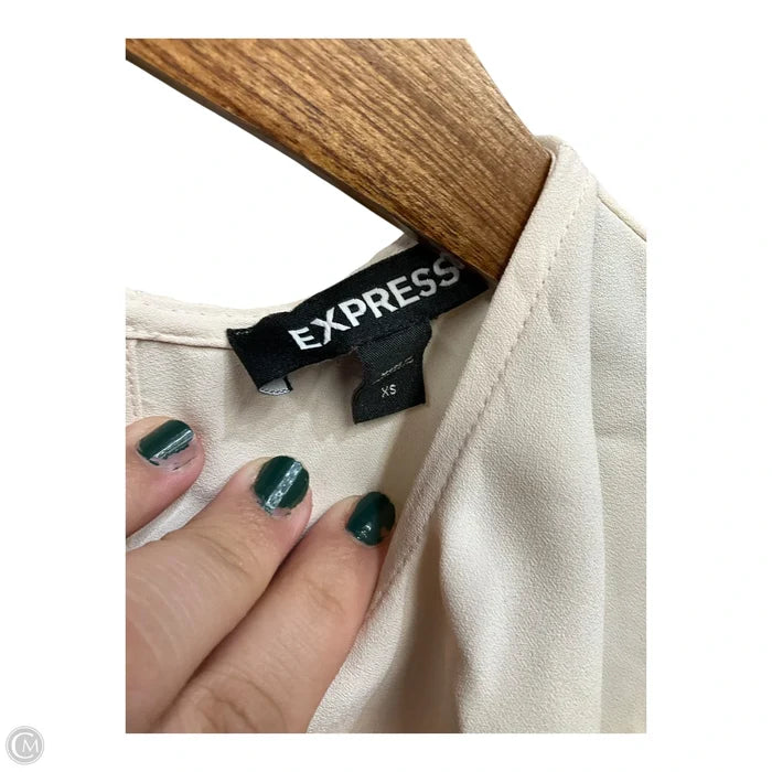 Blouse Short Sleeve By Express In Cream, Size: Xs