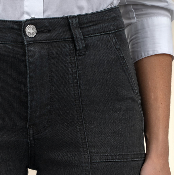 Reese High Rise Ankle Straight Leg Jean *SIZE 0*
