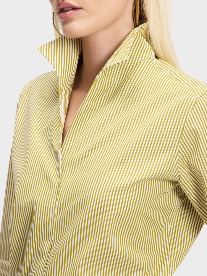 SIGNATURE: WITH A TWIST: FINAL SALE