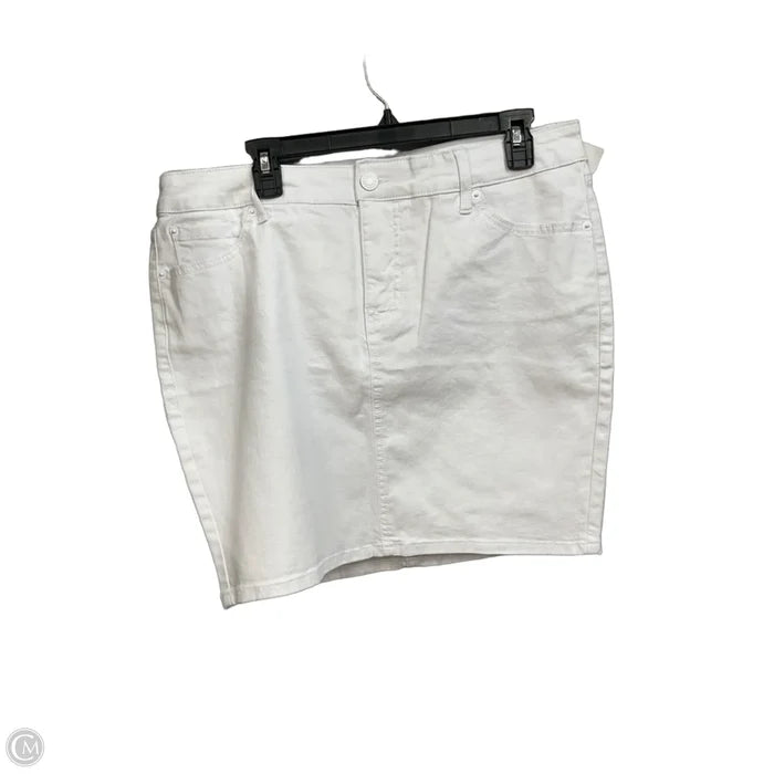 Skirt Mini & Short By Torrid In White Denim, Size: 16