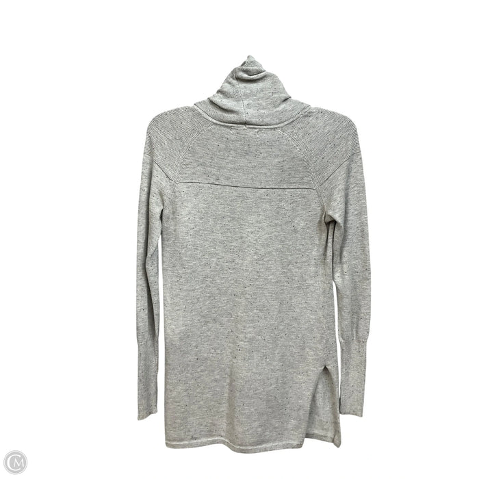 Top Long Sleeve By Cmc In Grey, Size: Xs