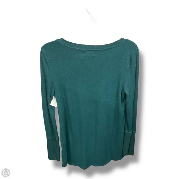 Top Long Sleeve By Maurices In Green, Size: Xs