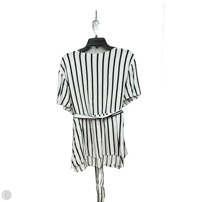 Top Short Sleeve By Ava & Viv In Black & White, Size: 3x