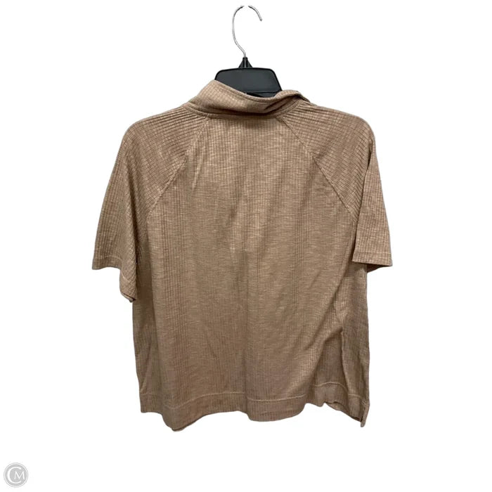 Top Short Sleeve By Jane And Delancey In Tan, Size: L