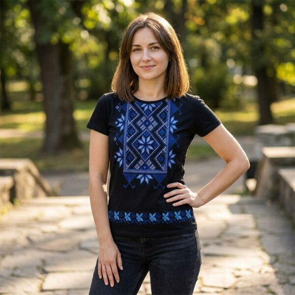 White Eagle Women's Athletic Print T-Shirt