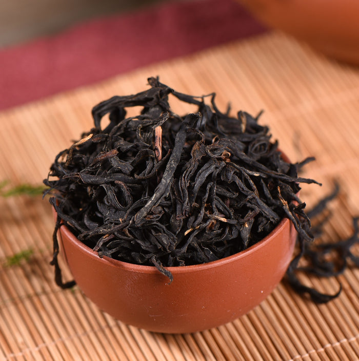 Yi Mei Ren Wu Liang Mountain Yunnan Black Tea | Yunnan Sourcing Tea Shop