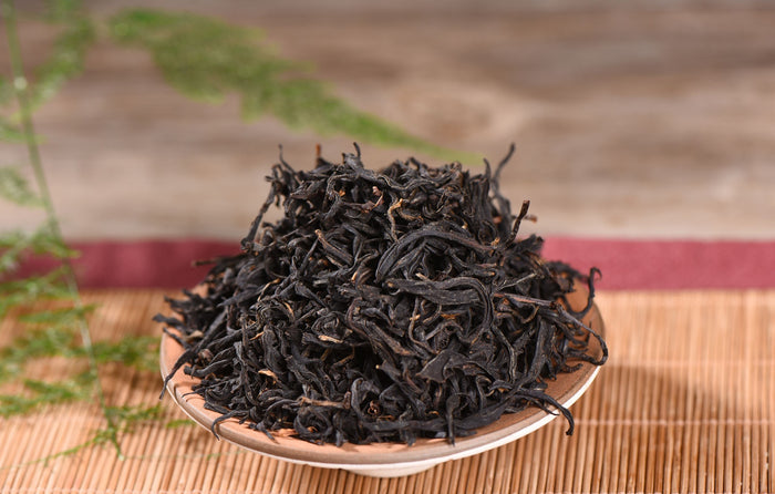 Yi Mei Ren Wu Liang Mountain Yunnan Black Tea | Yunnan Sourcing Tea Shop